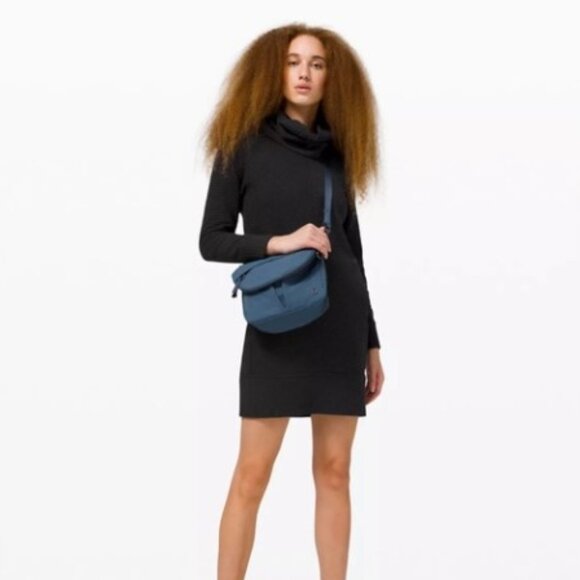 lululemon athletica Dresses & Skirts - Lululemon On Repeat Dress w/ Detachable Snood Retail $148 Black